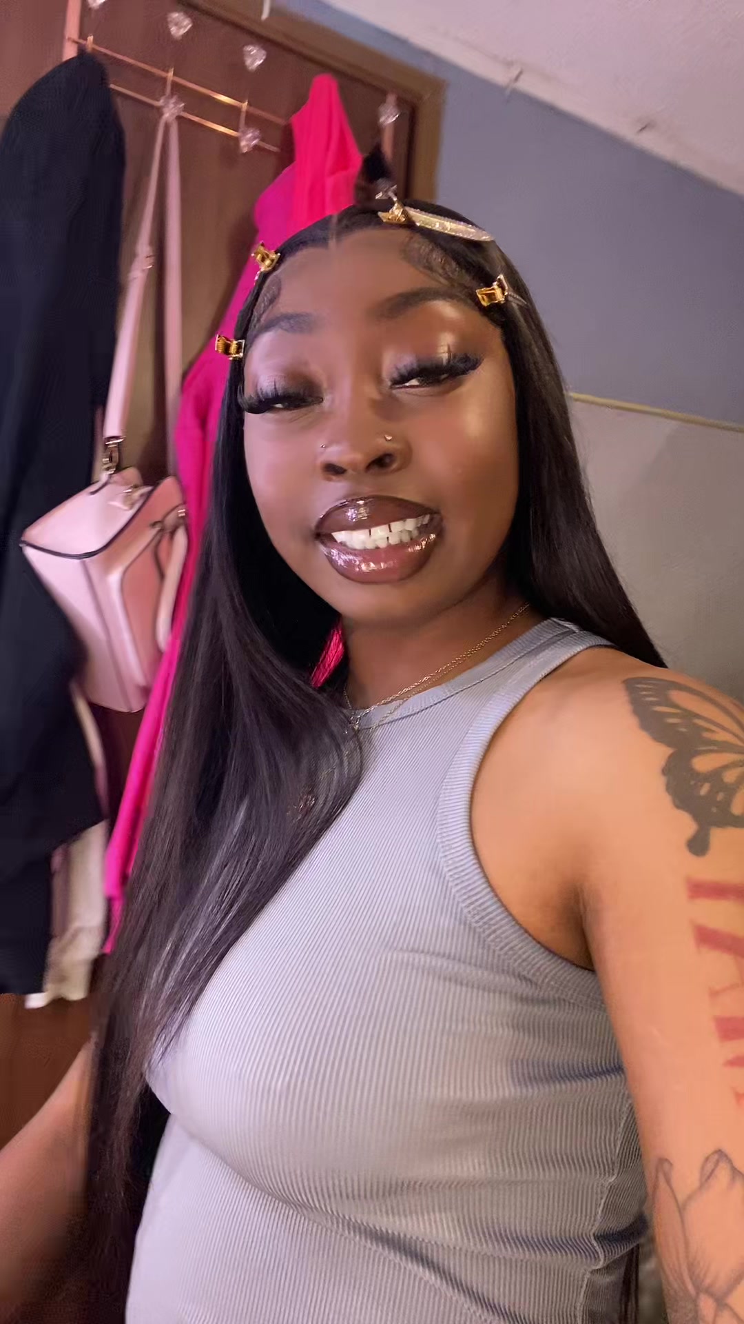 @isThatNisha🕷️💕