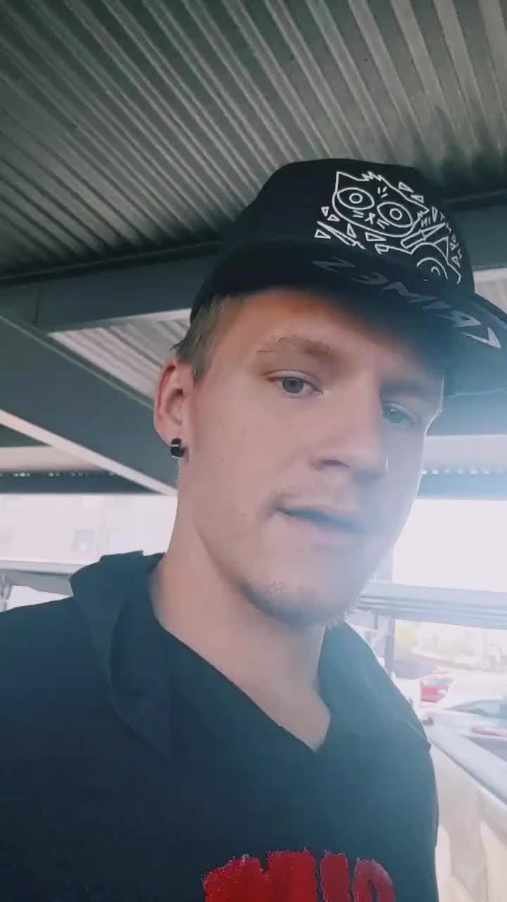 @Crow 🏴&zwj;☠️