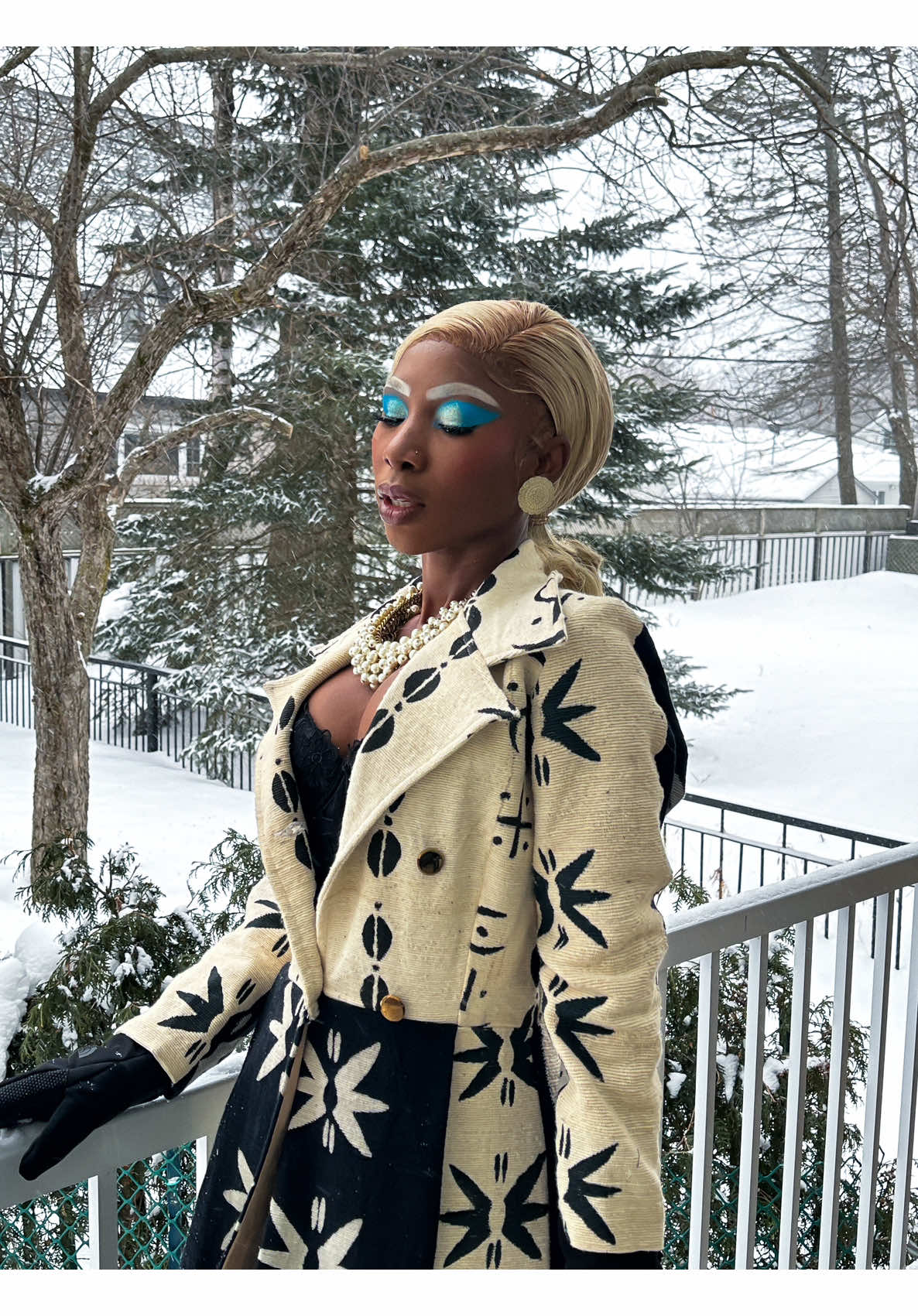 @ebonyamaze
