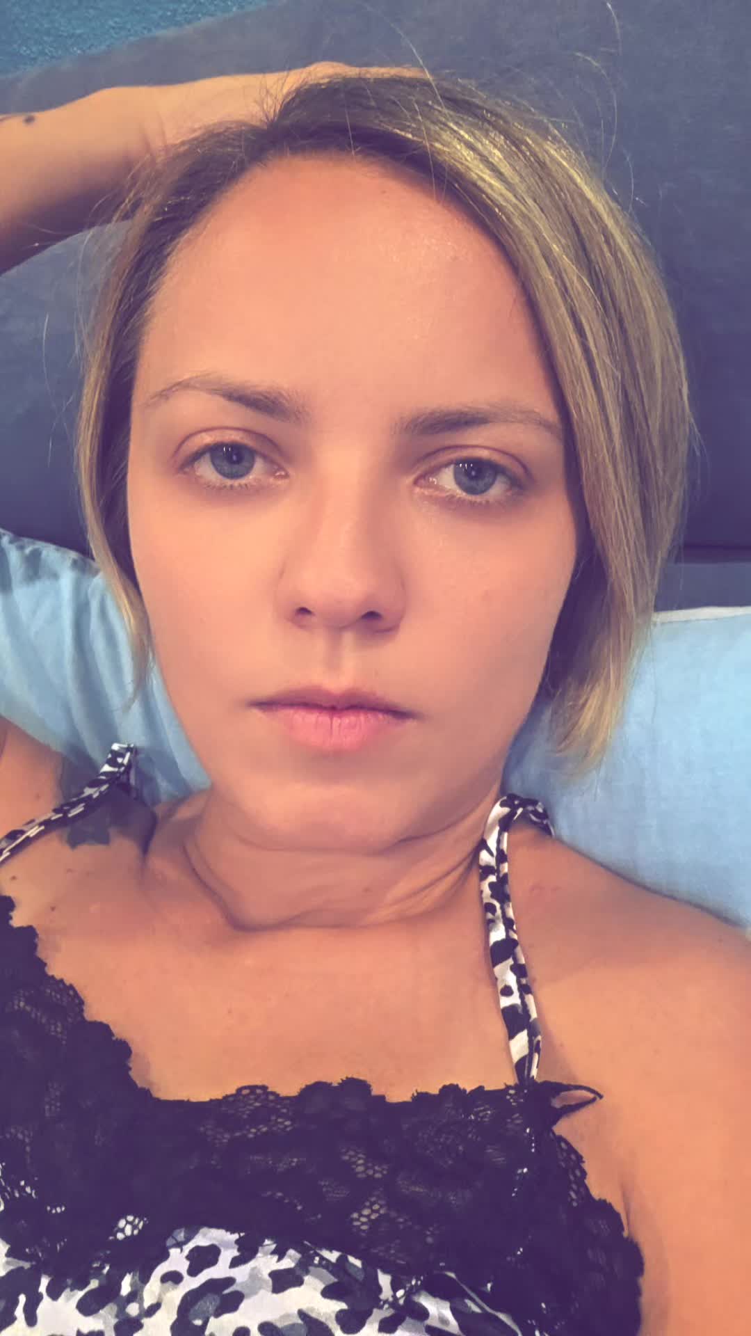 @I_Am_Anna 🖤🌻