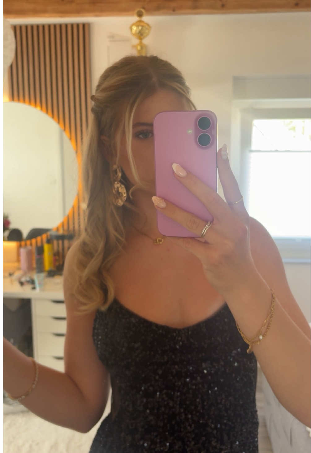 @𝐜𝐚𝐫𝐥𝐨𝐭𝐭𝐚