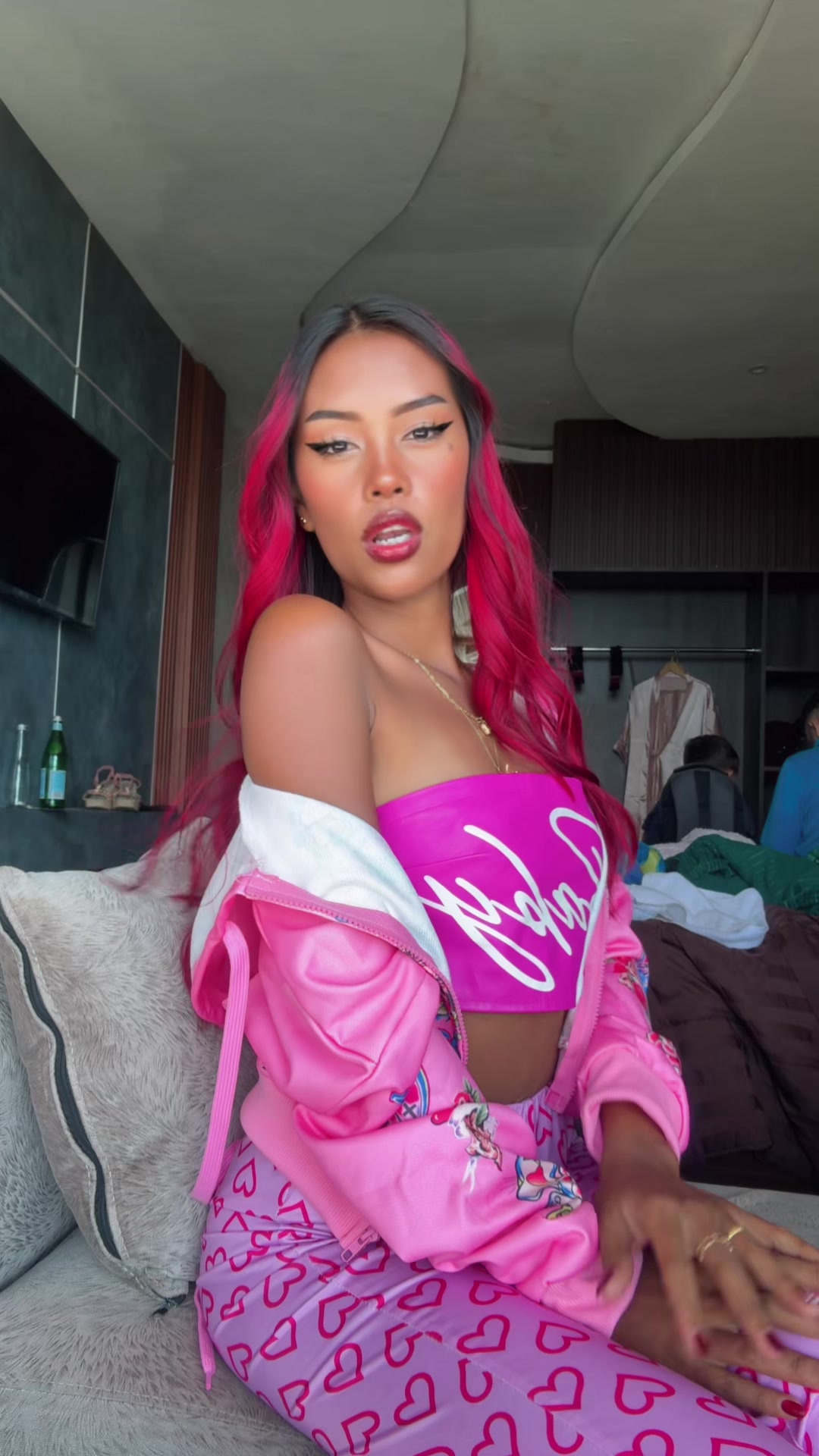 @Morena Bratz 💋🛼🏝👙