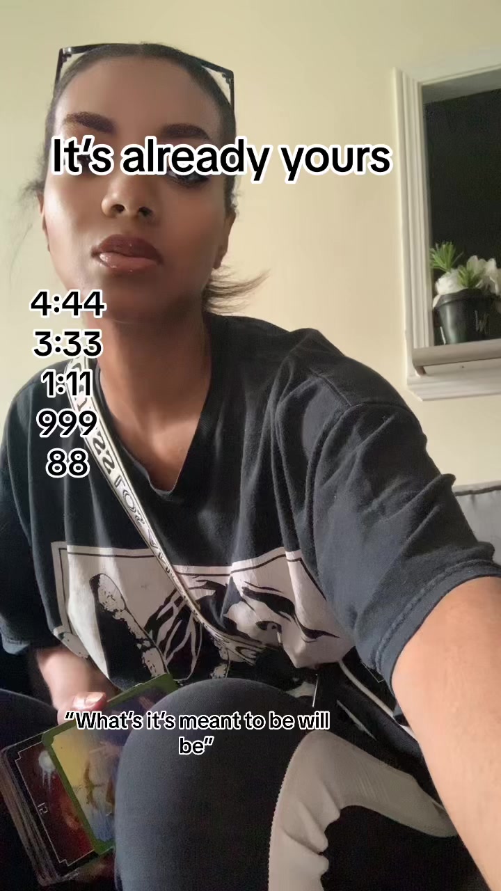 @Yndira