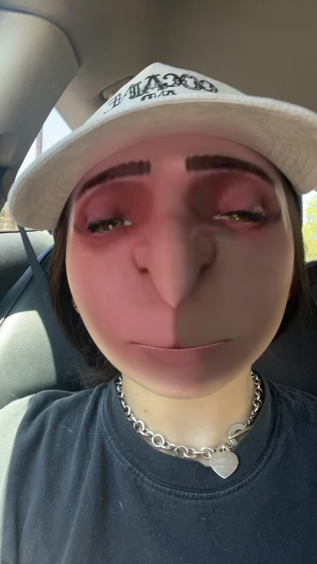@🍸