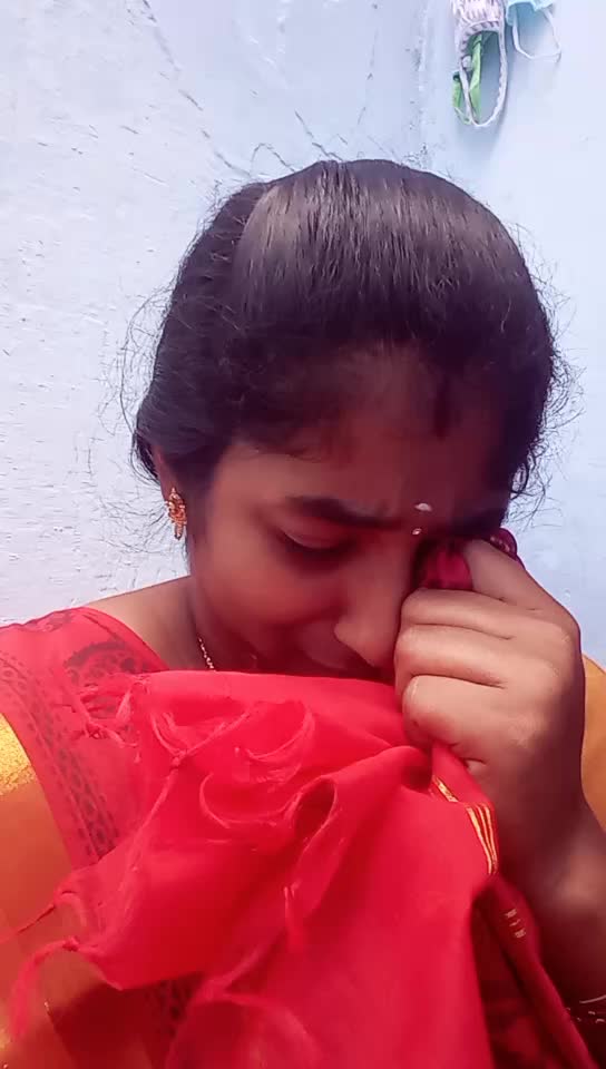 @பிரியா தனேஷ் 💛❤