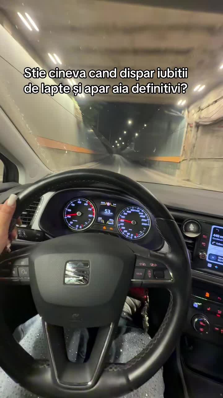 @Elena🧸