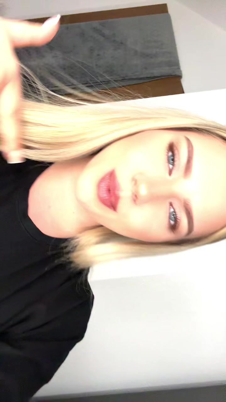 @𝓛𝓮𝓸𝓷𝓪🇦🇱