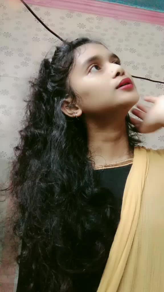 @🦋KOMU🖤
