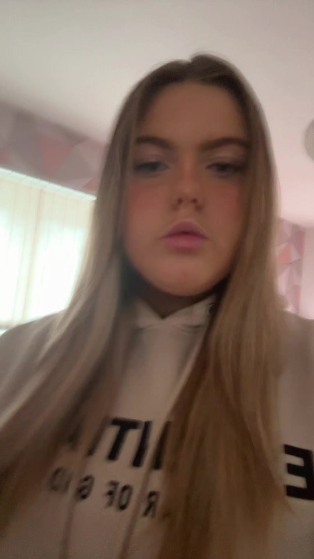 @EMZ 🤍🤍