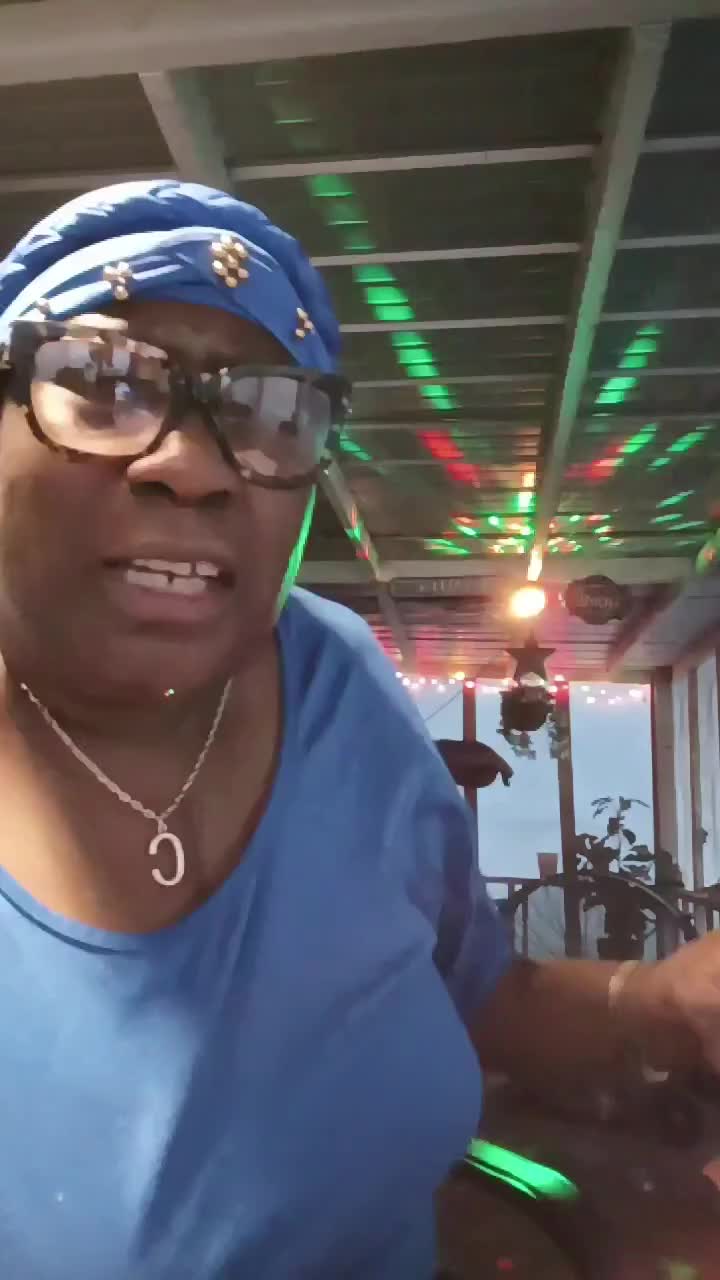 @auntee_carol4life