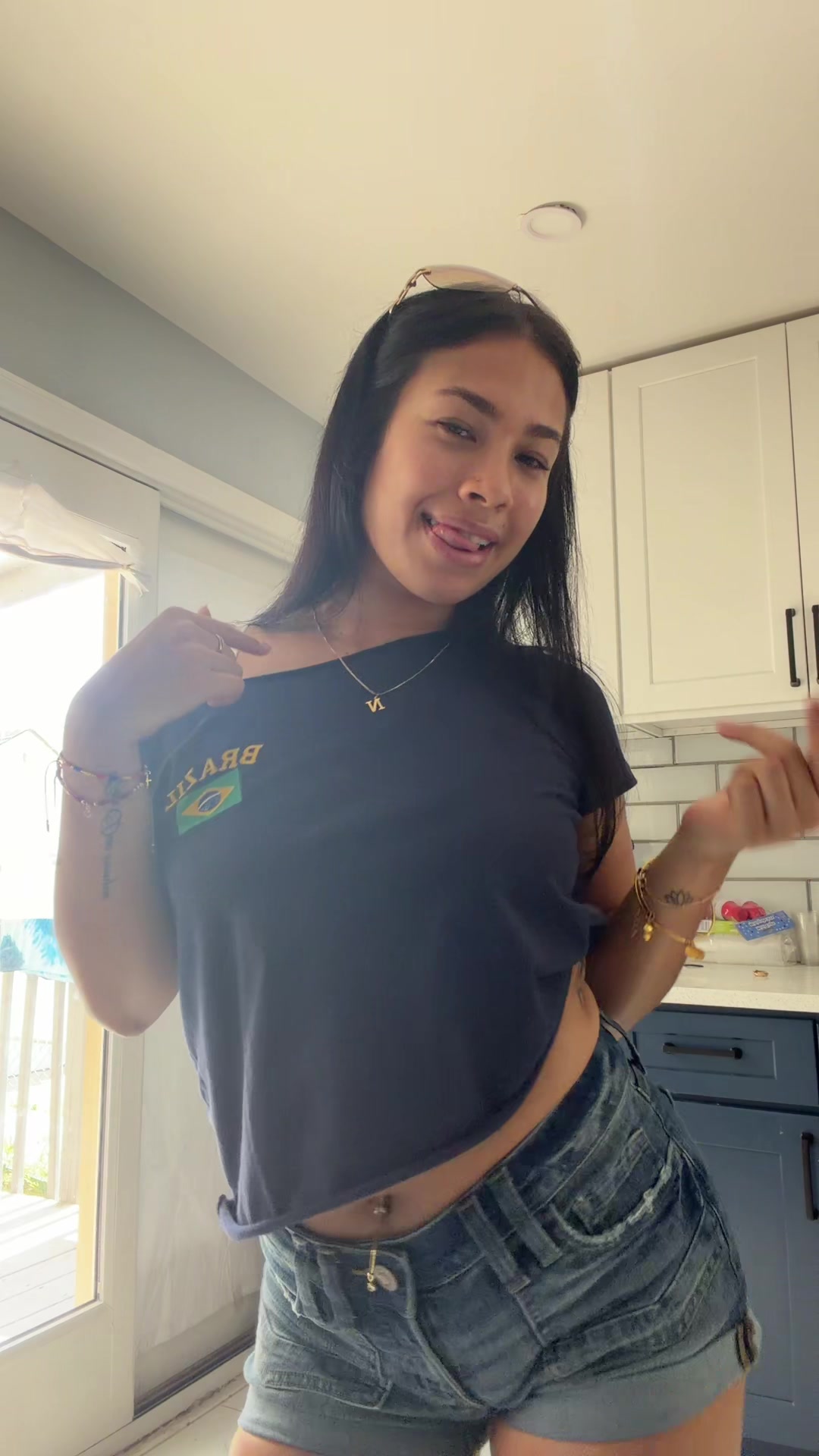 @𝒩˖*