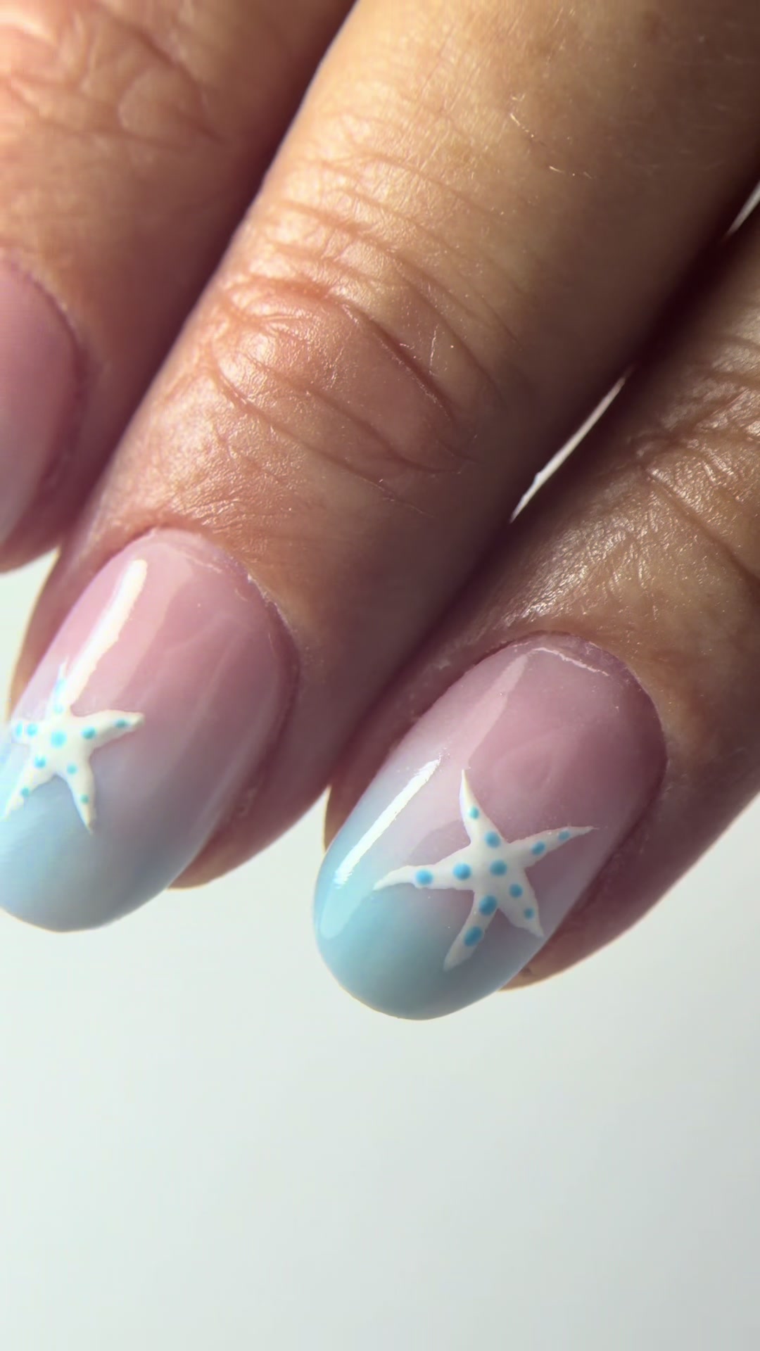 @Nail artist pink