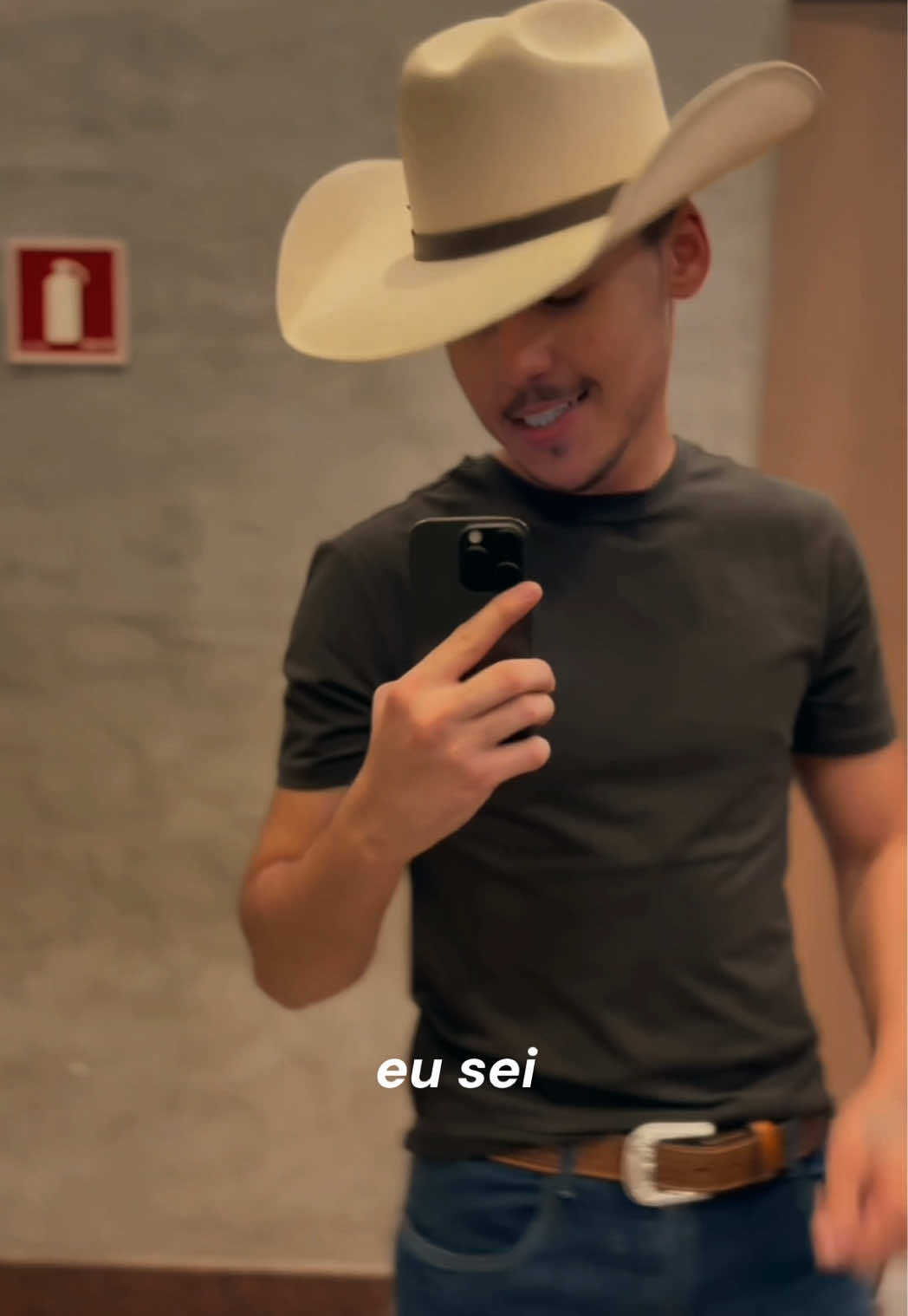 @viniciusleitecantor