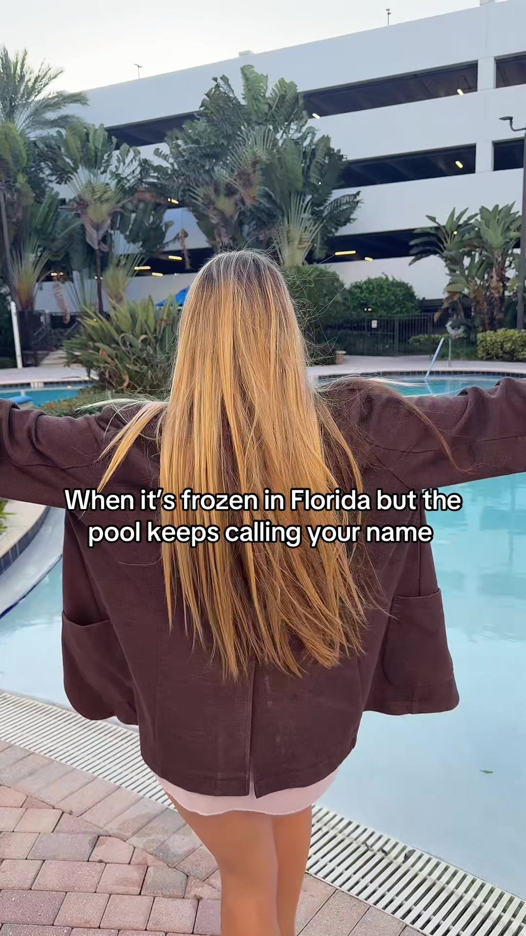 @lexislola