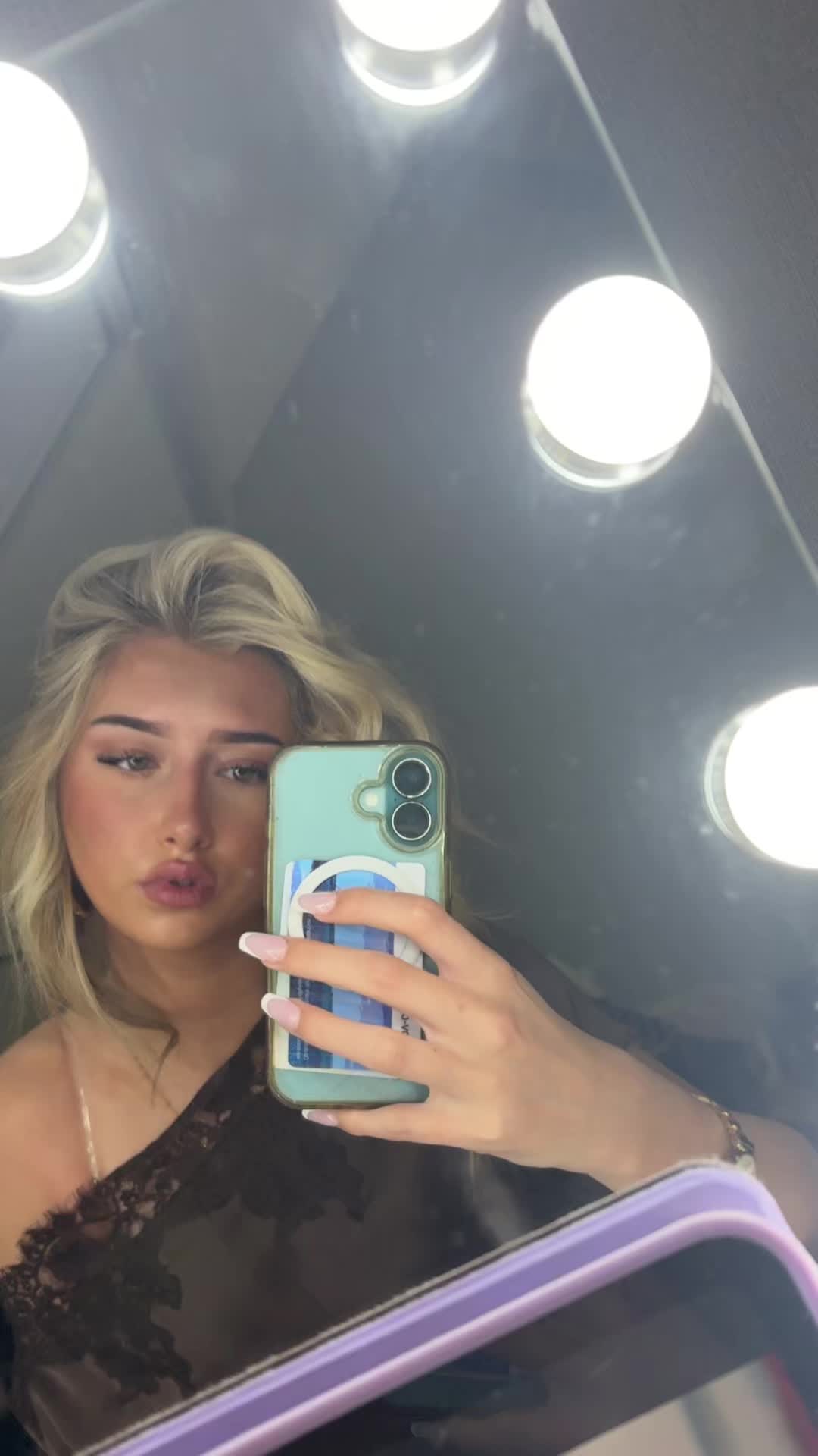 @J.L