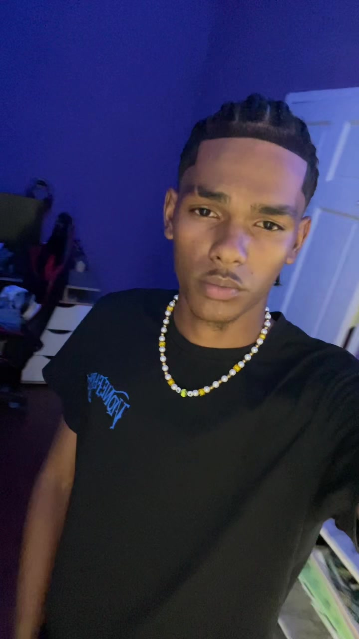 @𝓜𝖊𝓭𝒛.🪐