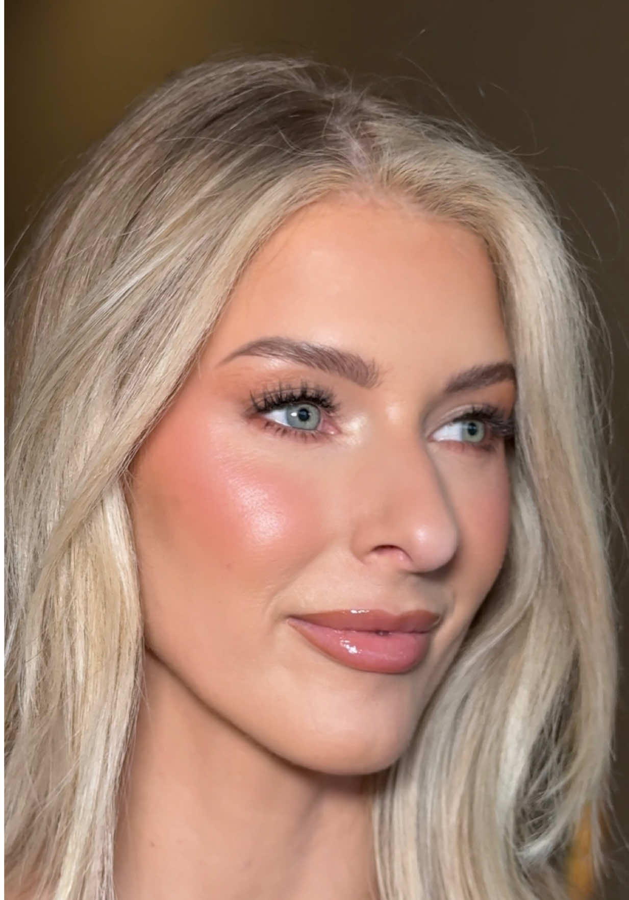@MakeupbyMadison | CLE MUA