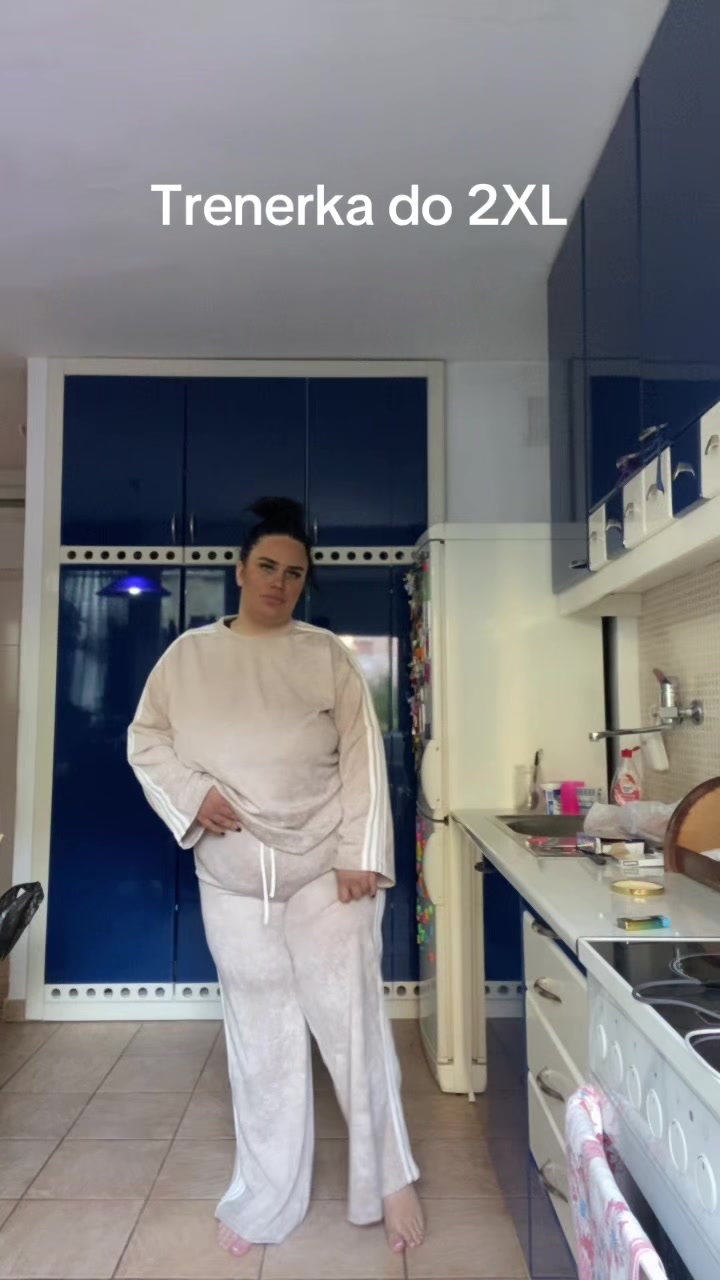 @Jovana 🦂
