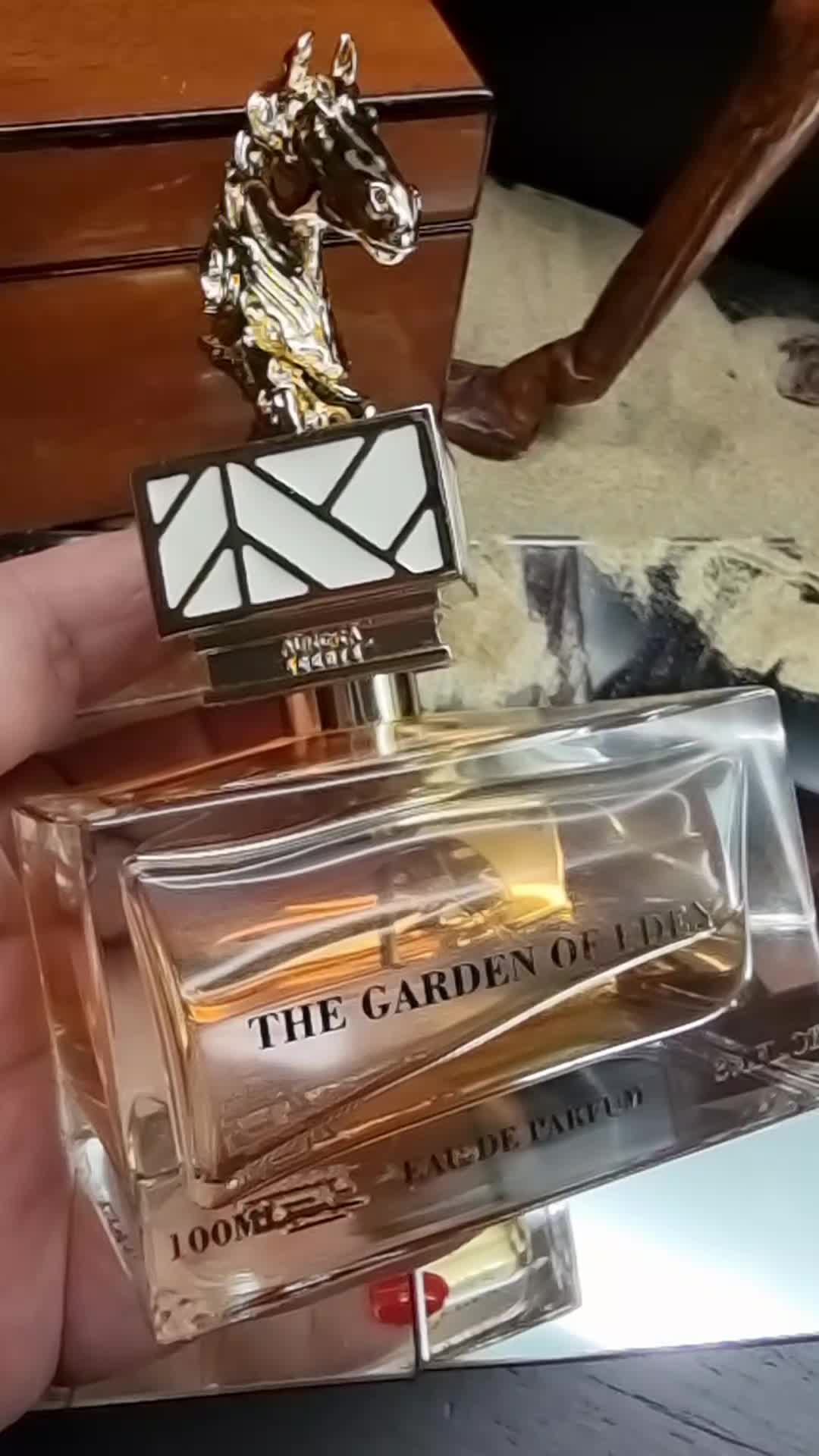 @Imperfetta Capri&bull;Scents