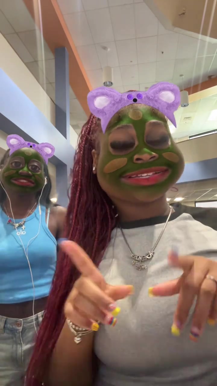 @ayeeehuzzz