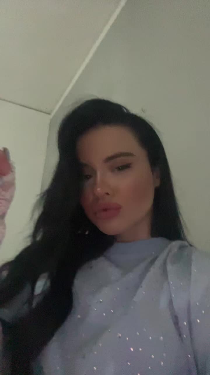 @Laura