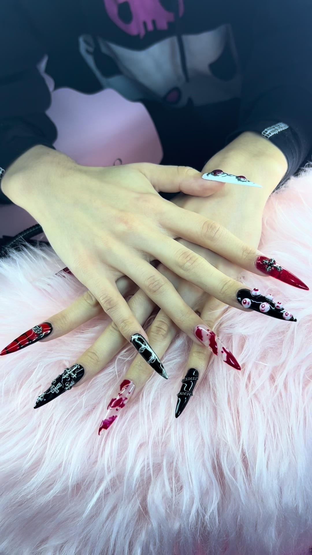 @russianclaws