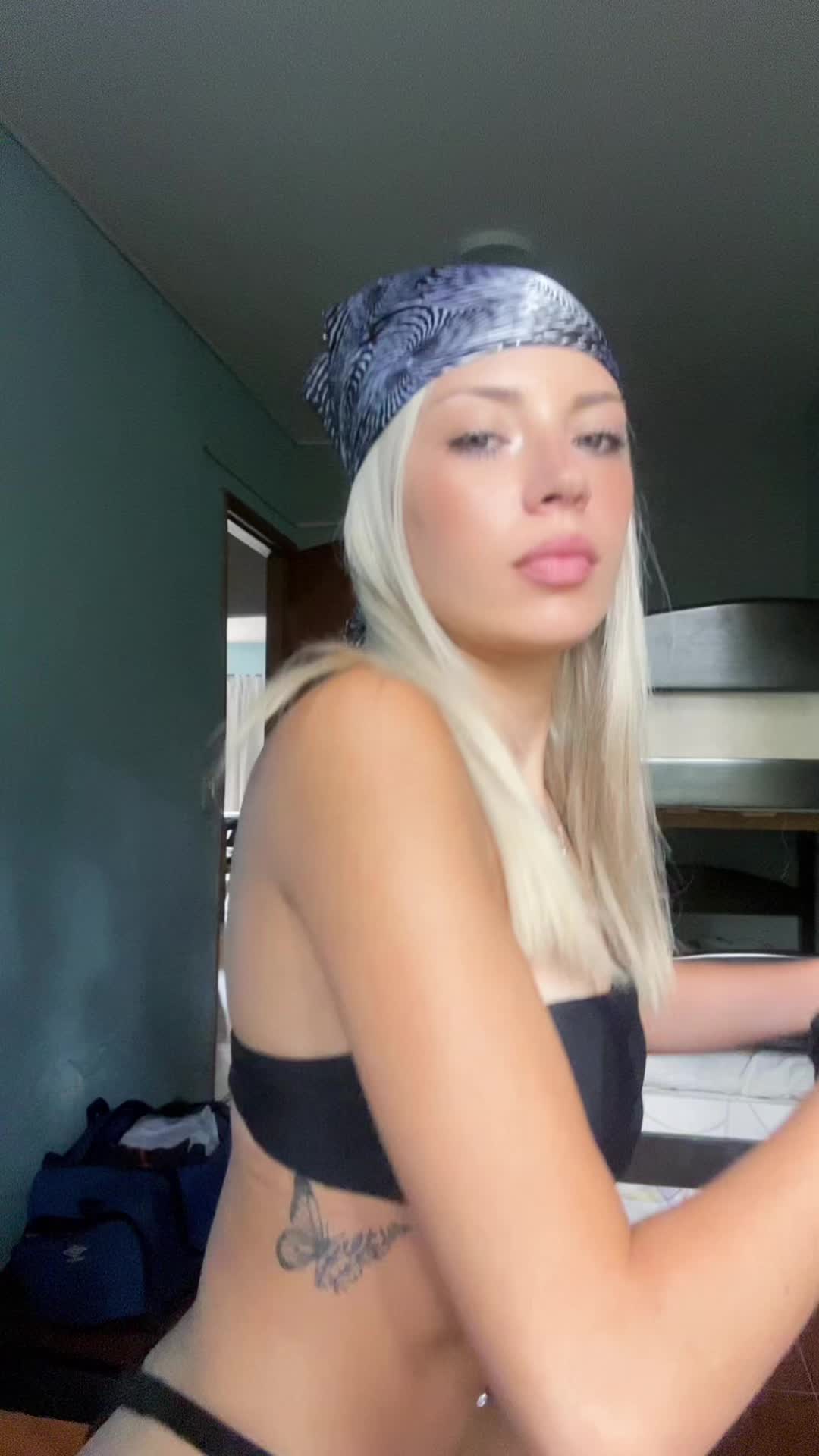 @melToloza🥀