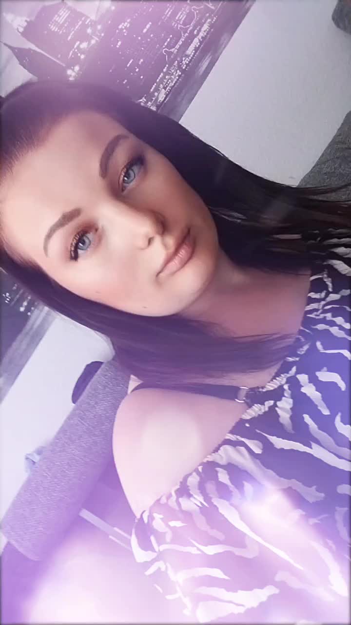 @👑just  me   ....♡