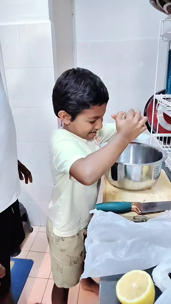 @Yogibogi
