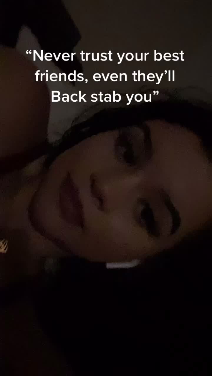 @):)