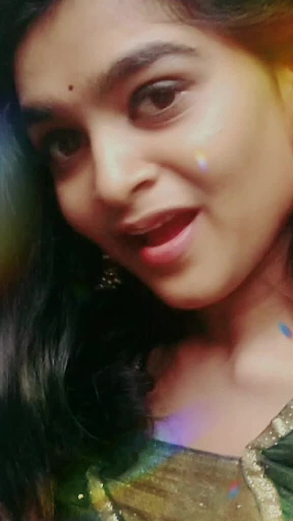 @ShRuThIChArAn😍