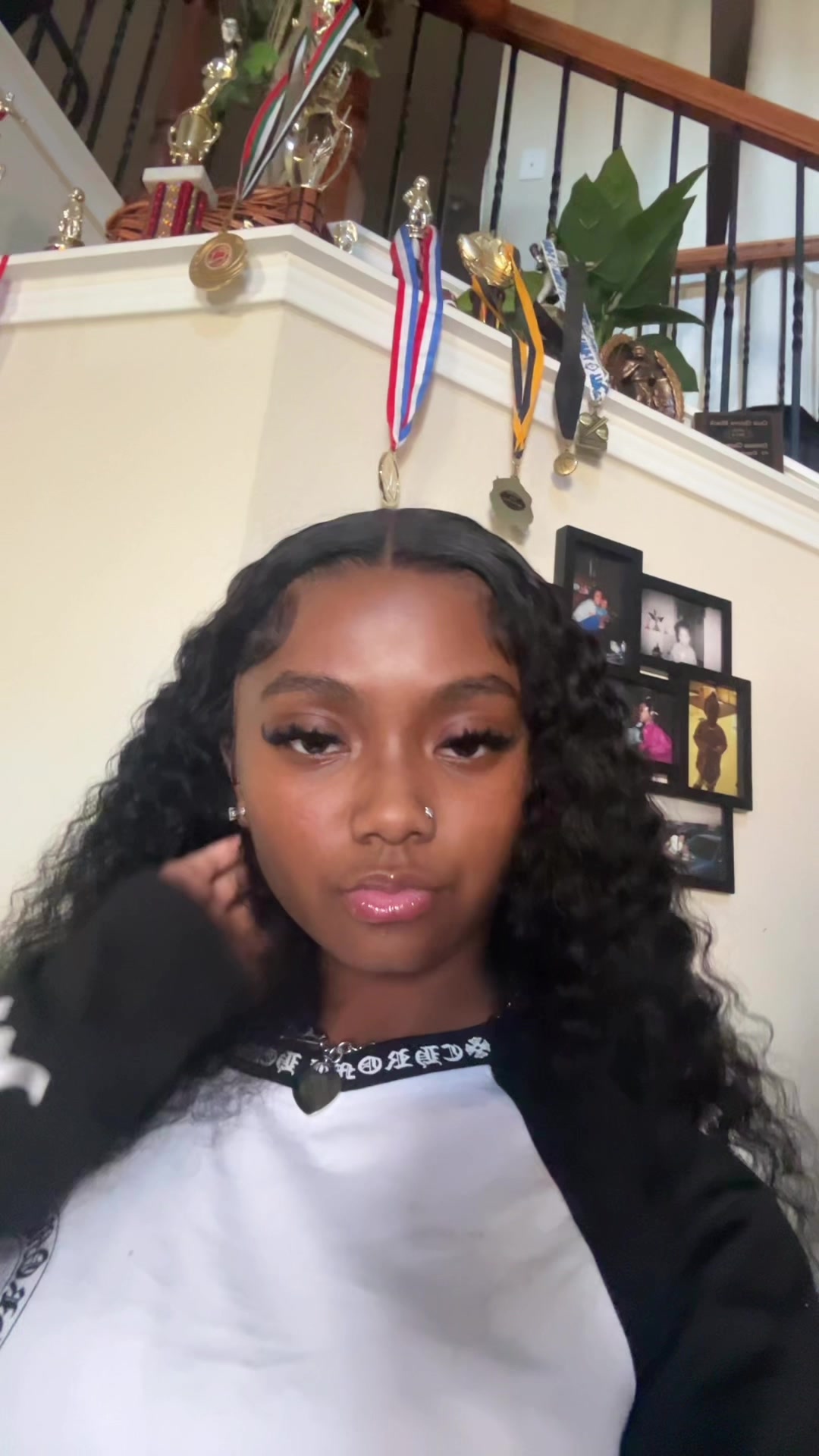 @￼
