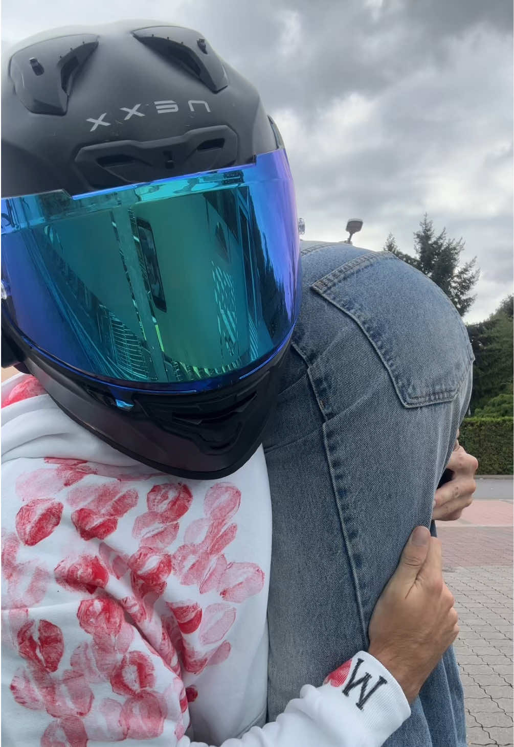 @Bikergirl