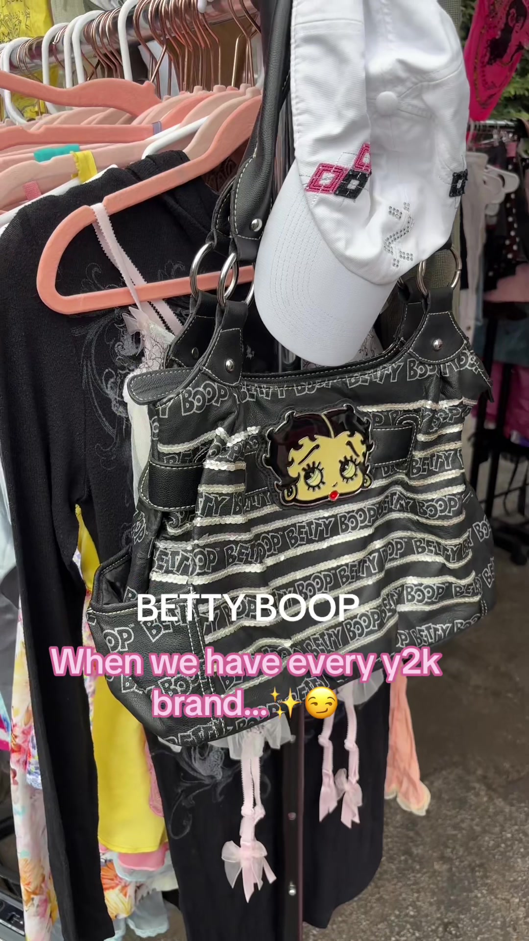 @Y2kvintage818
