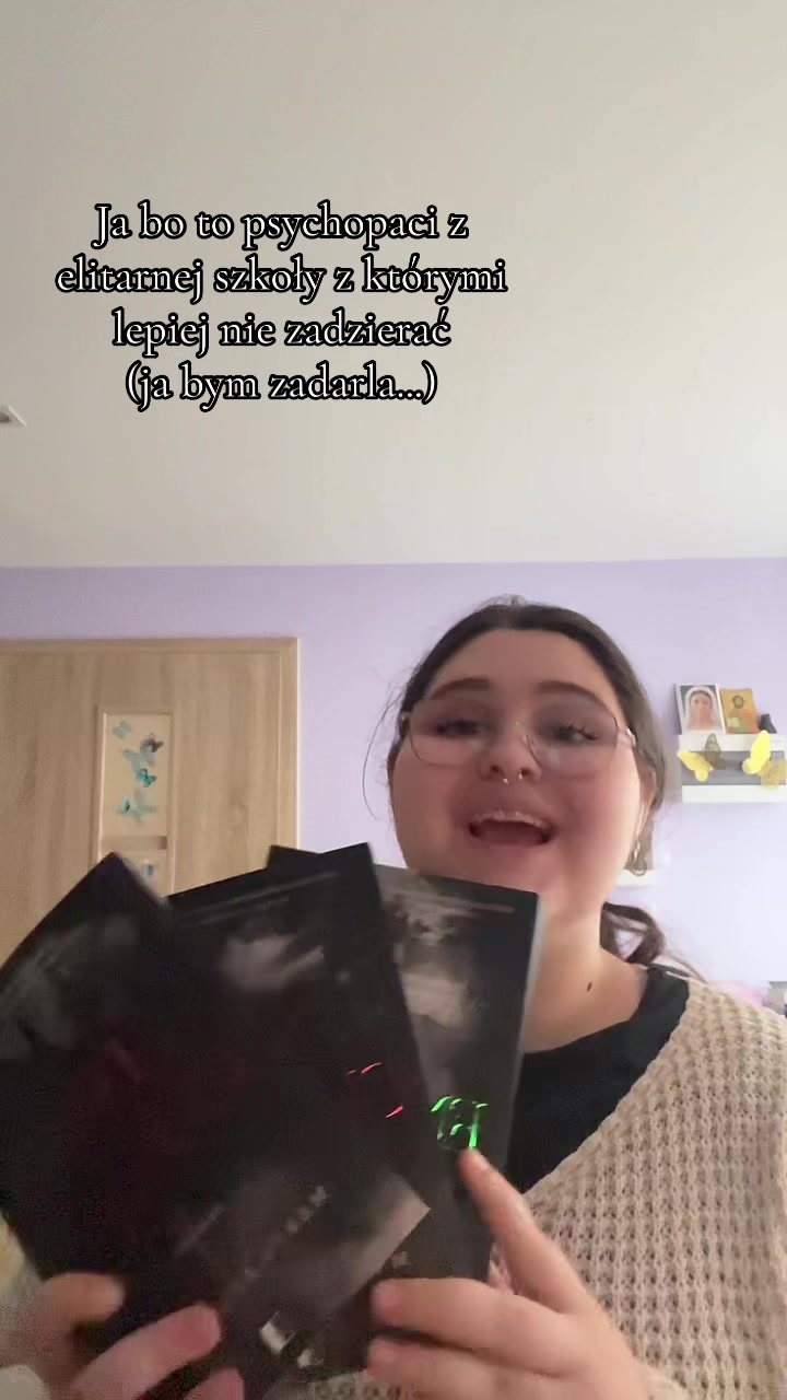 @Bookwithwera🦋📚