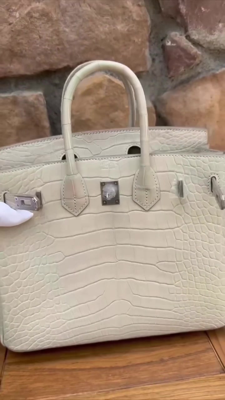 @private_luxury_buyer