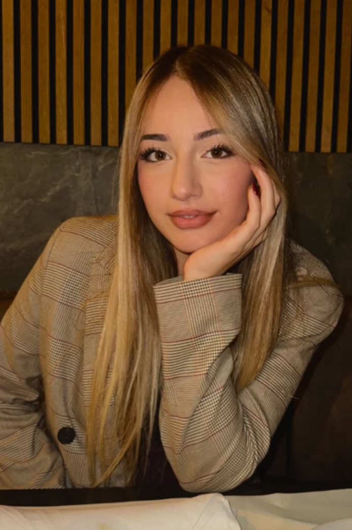 @𝓼𝓱𝓲𝓷𝓮𝓸𝓯𝓫𝓬𝓵𝓾𝓫💗