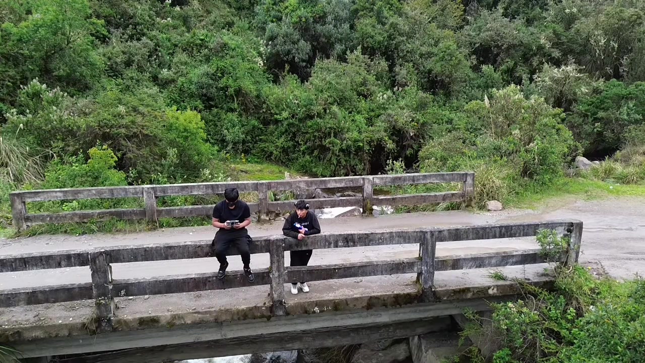 @𝙻𝚞𝚒𝚜 𝚢𝚌  .