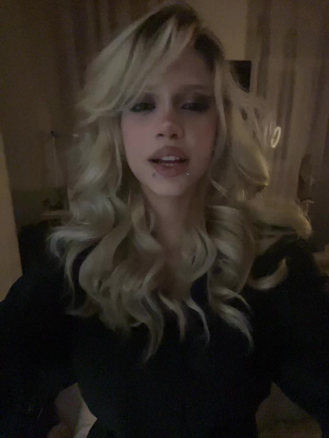 @cora.linn