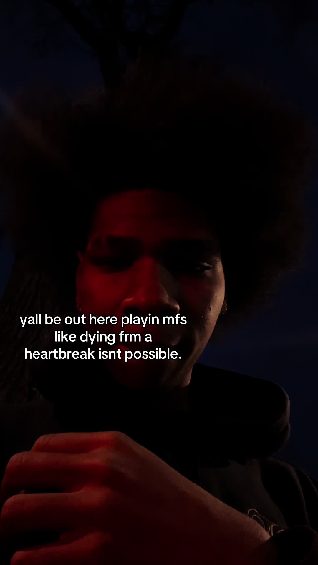 @⃟