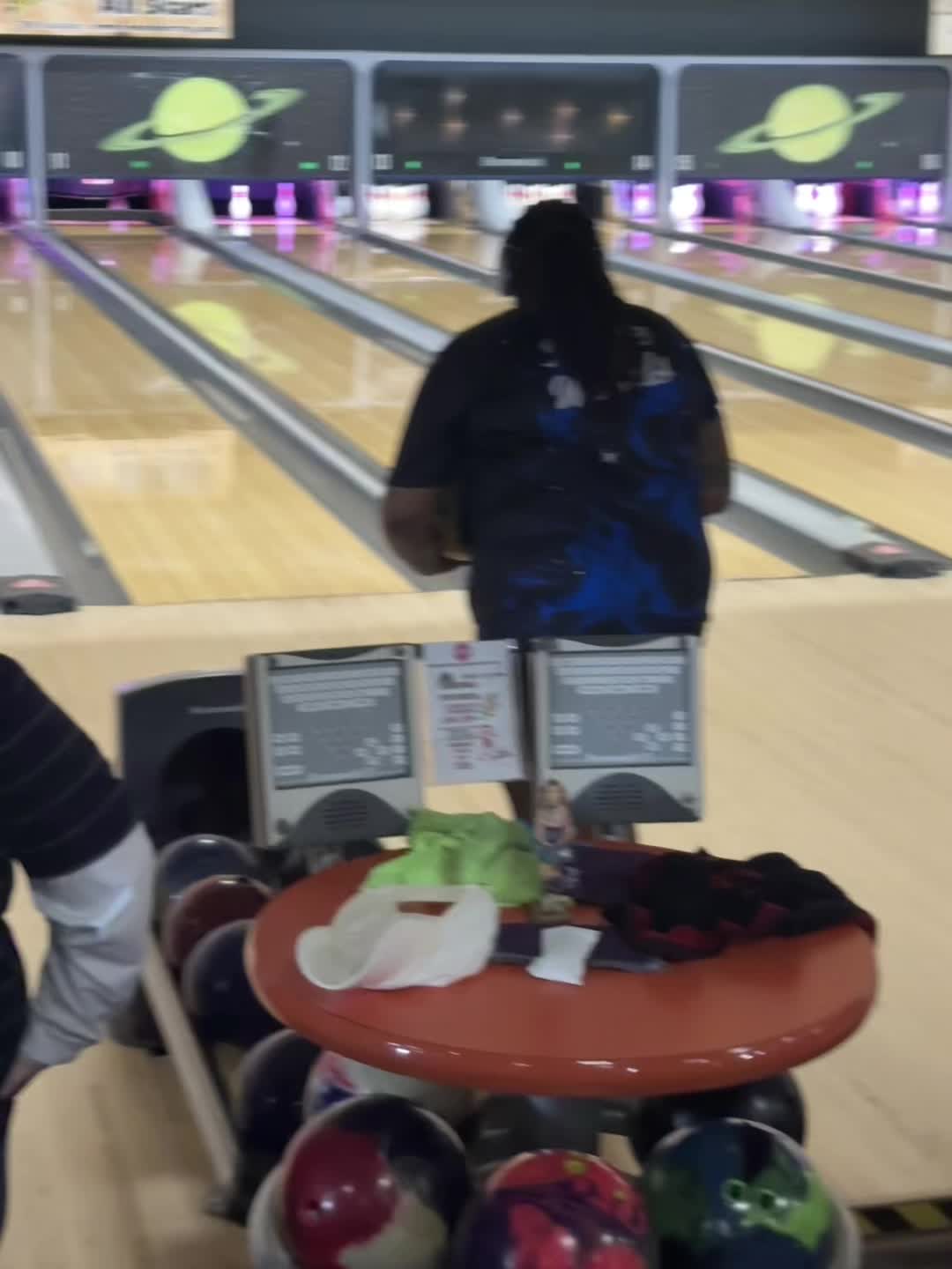 @Halle_Bowls