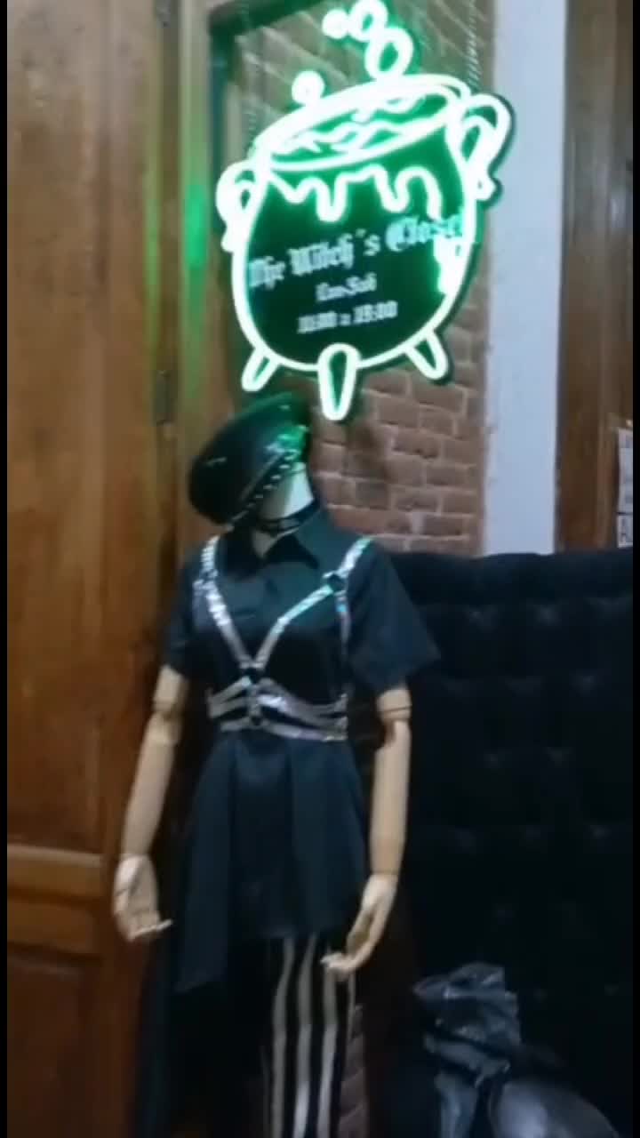 @the_witchscloset
