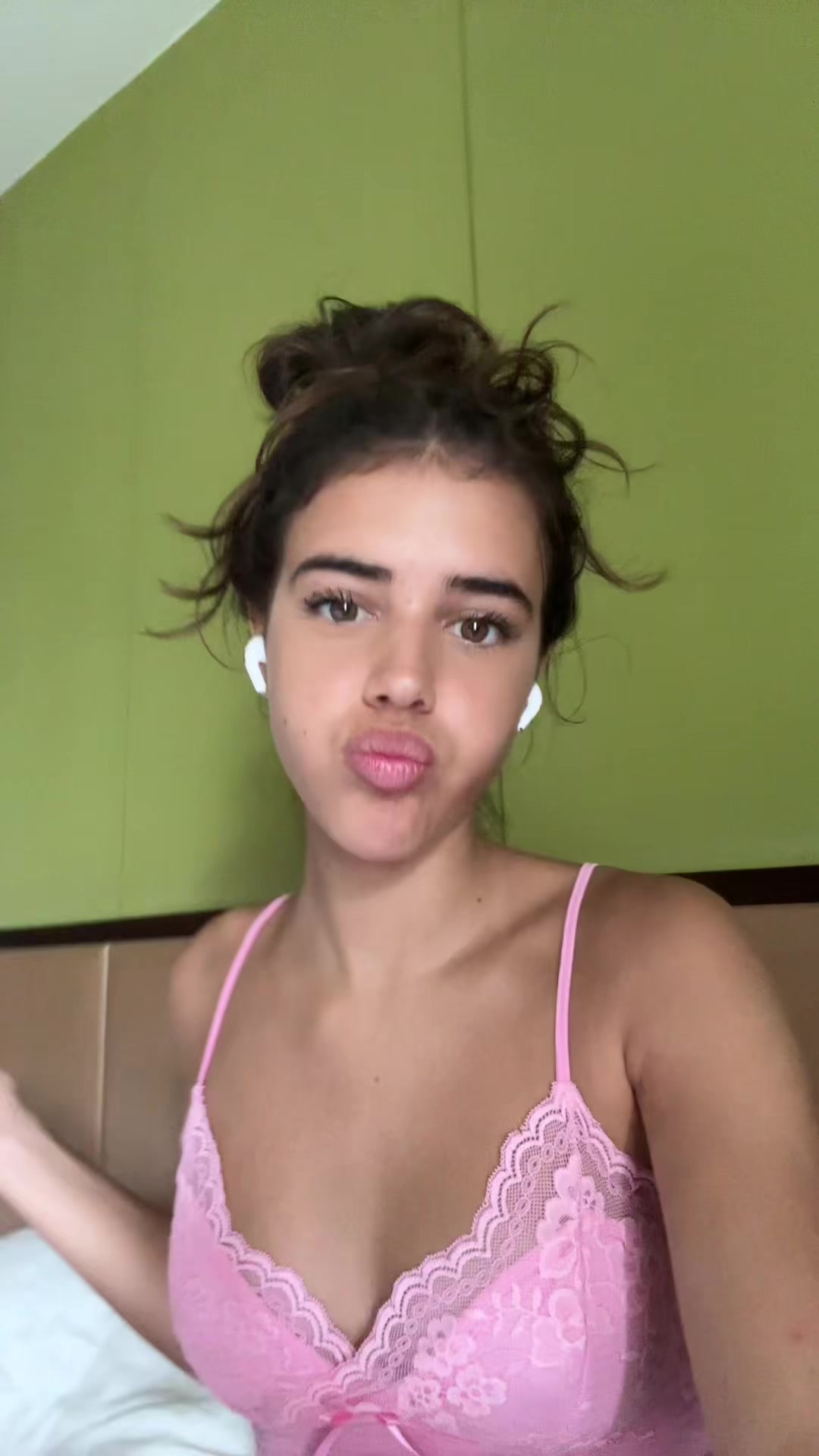 @𝐋𝐮𝐚𝐧𝐚