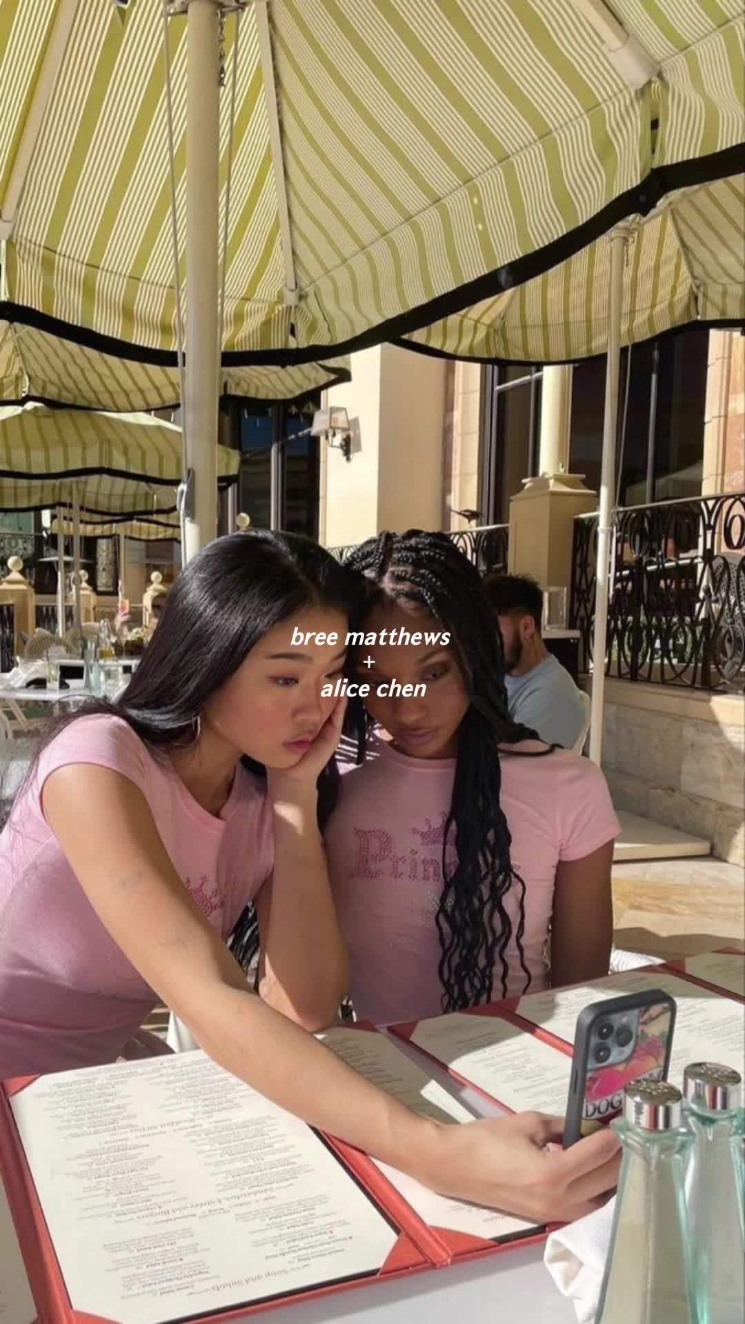 @⁷