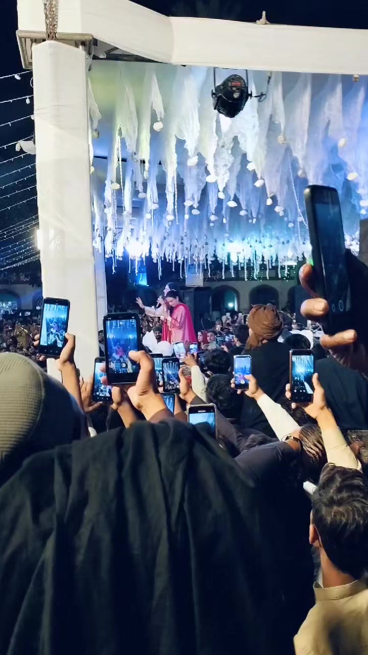 @Adi kamboh❣️