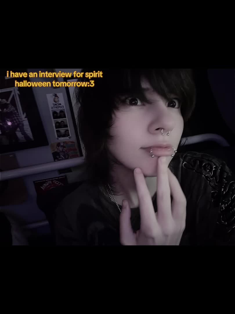 @t4tes1xx