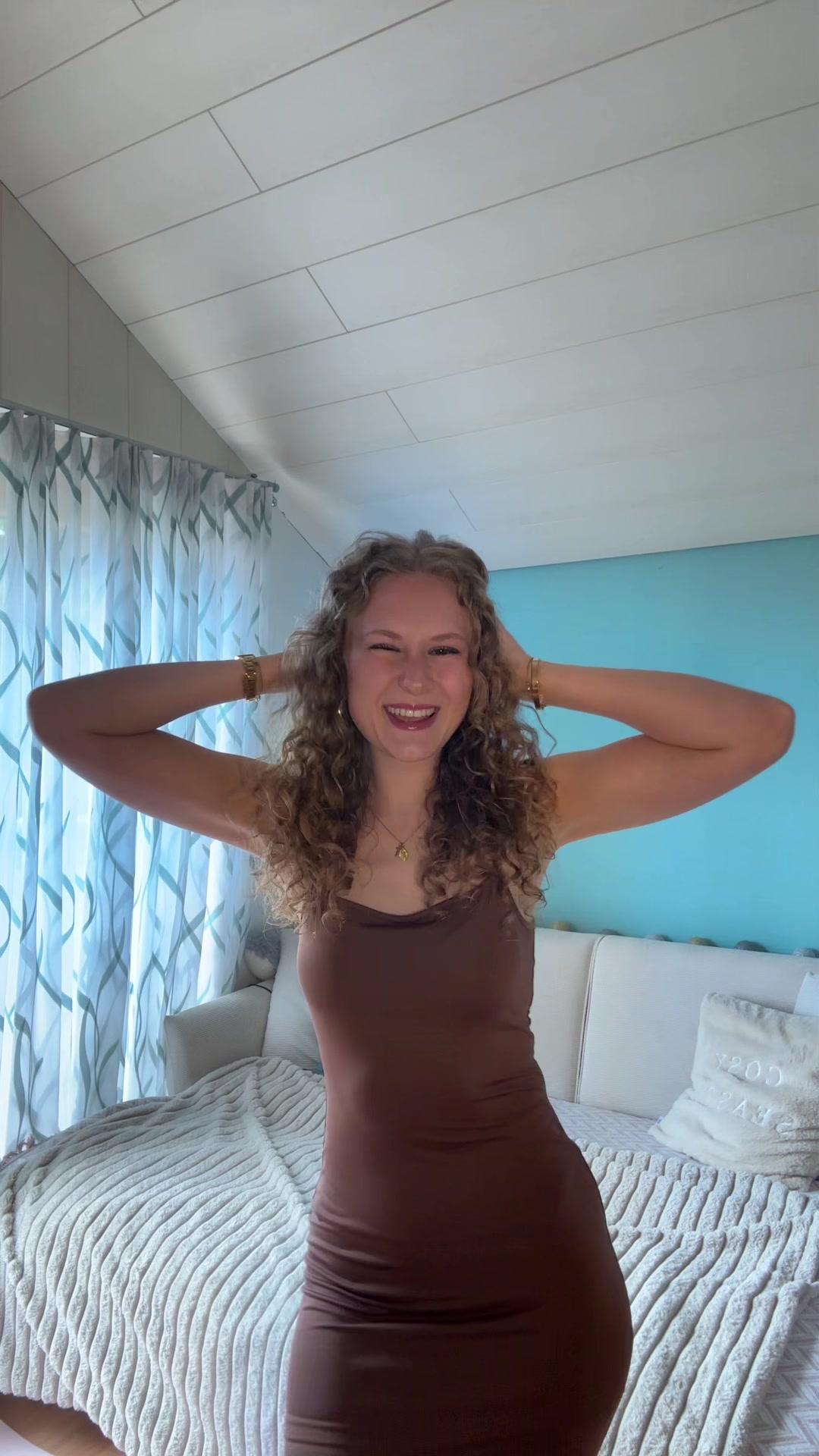 @𝑹𝒐𝒎𝒚