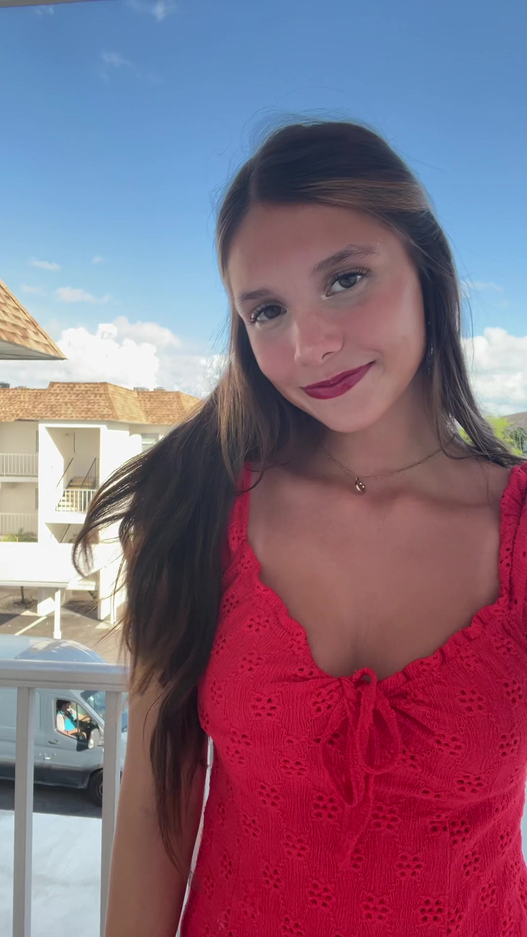 @dakotafife