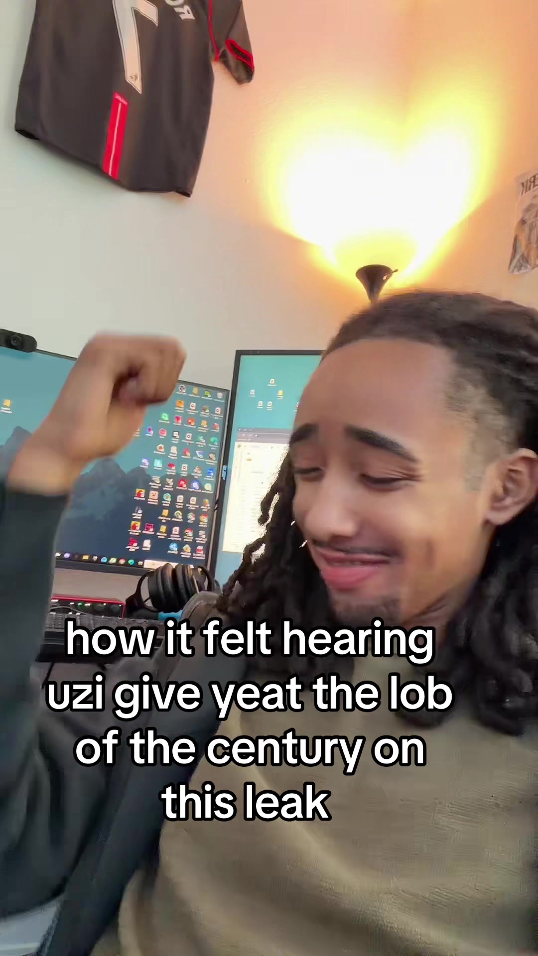 @Ł