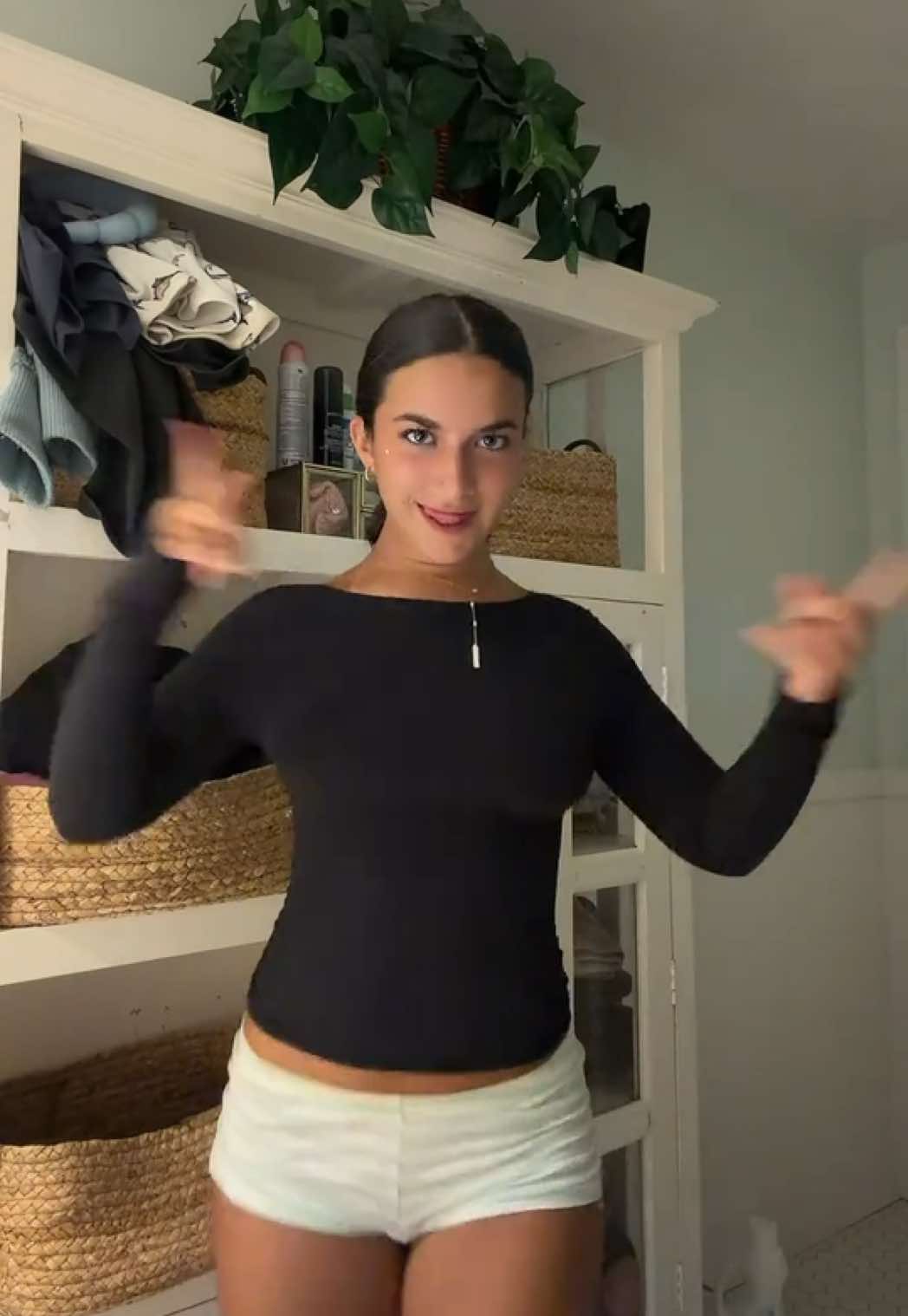 @ella